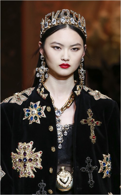 Cả Milan choáng ngợp với những nữ thần Dolce & Gabbana
